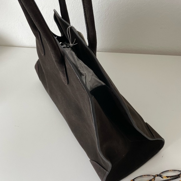 NWT COS Studio Bowling Bag - Picture 5 of 8